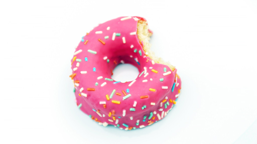 ドーナツを描くデジタルイラストメイキングモチーフ/Drawing a Donut. Digital picture making motif.